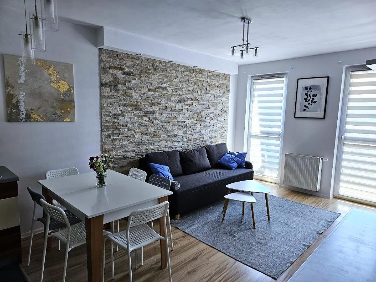 Mieszkanie 6-Osobowe Krakow Przy Plywajacych Basenach Zakrzowek Esterno foto